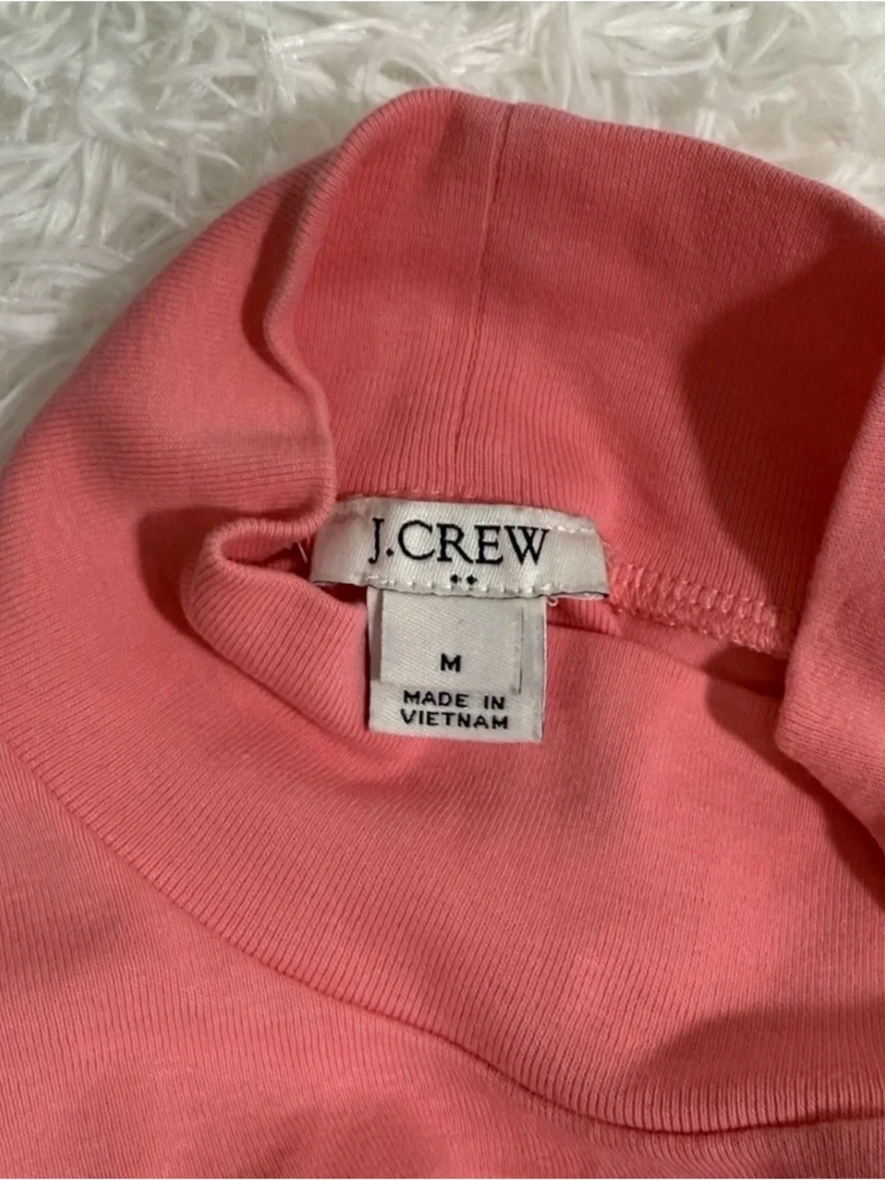 J. Crew Sleeveless Mock Neck Top in Coral Pink Sz M - Picture 3 of 5